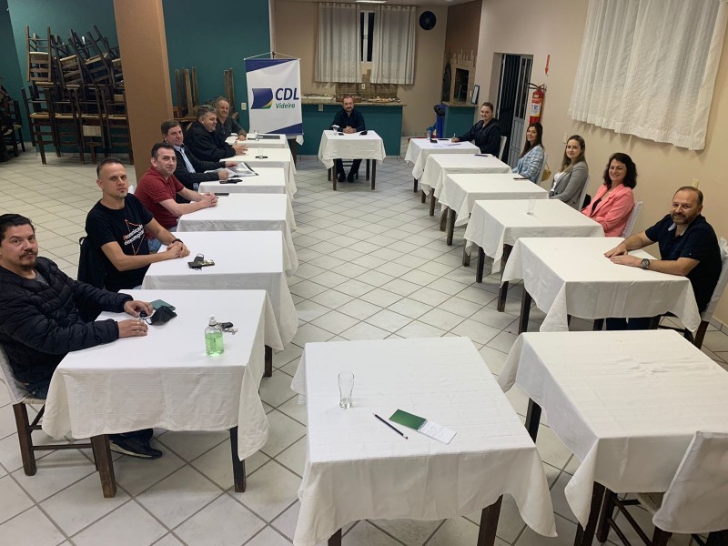 Black Friday deve movimentar comércio de Videira no dia 26 de novembro Black Friday deve movimentar comércio de Videira no dia 26 de novembro