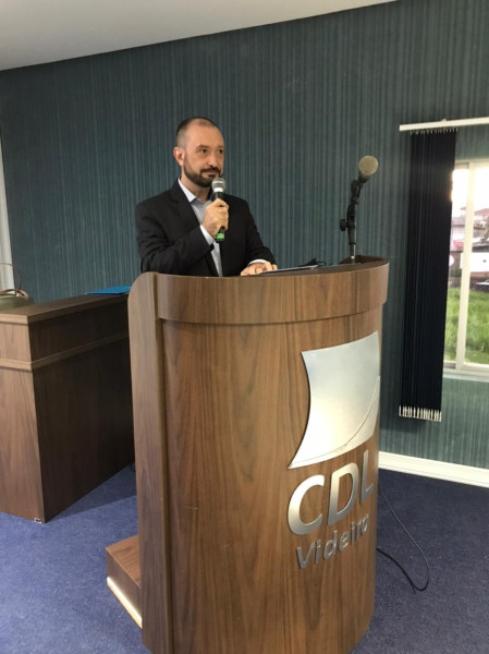 Nova diretoria da CDL Videira toma posse nesta quarta-feira (1º) Nova diretoria da CDL Videira toma posse nesta quarta-feira (1º)