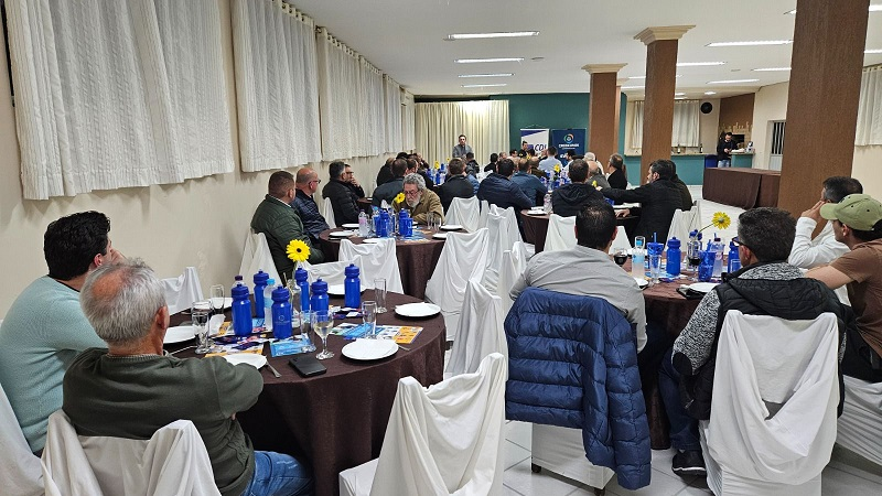 CDL promove Noite de Queijos e Vinhos para comemorar o Dia dos Pais CDL promove Noite de Queijos e Vinhos para comemorar o Dia dos Pais